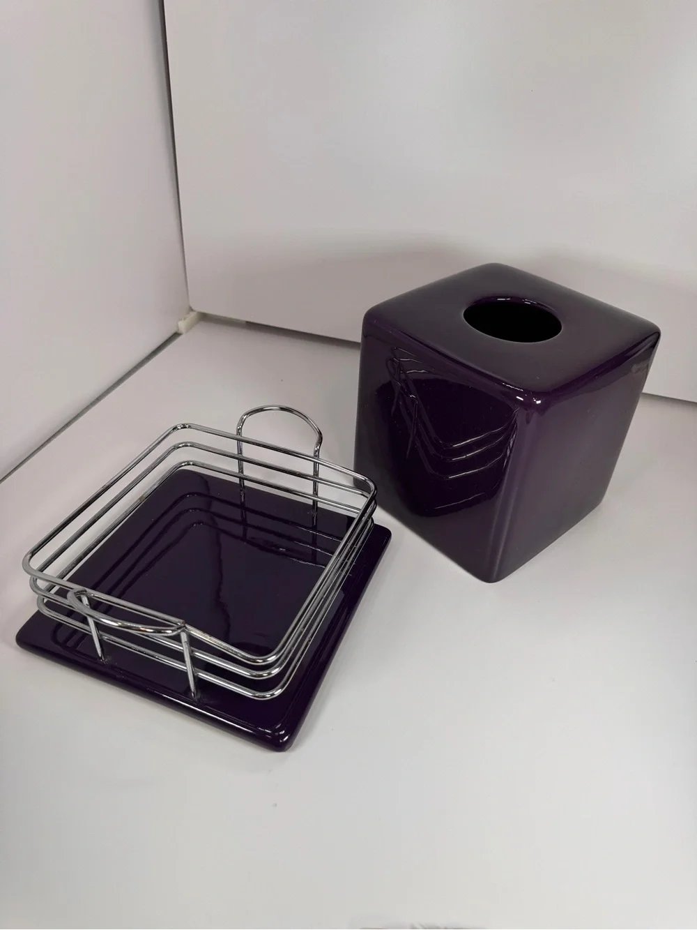 Gorgeous Vintage Deep Purple Y2K 90’s Ceramic Metal Tissue Box Holder With Base